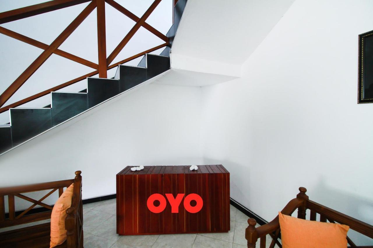 Hotel By The C Uswetakeiyawa Luaran gambar